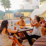 旅馆 Algarve Surf -