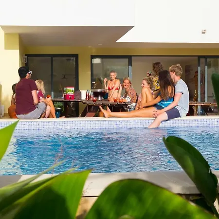 Algarve Surf - Albergue *