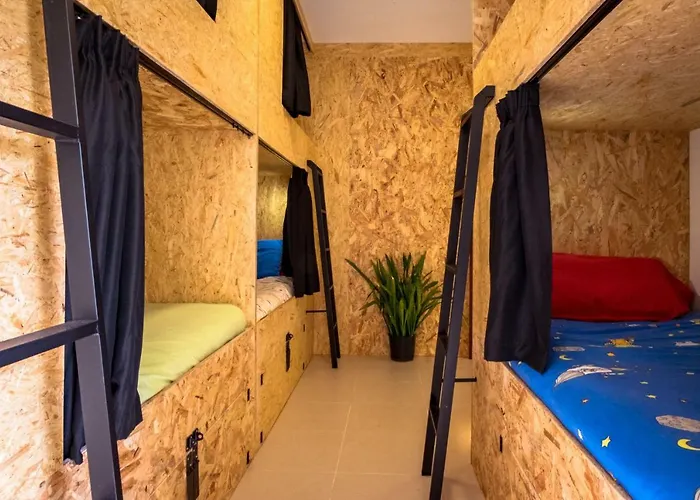 Algarve Surf - * ラゴス