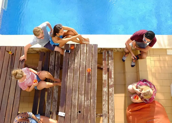 Algarve Surf - ホステル *