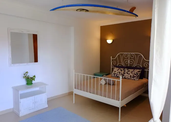 Algarve Surf - ホステル ラゴス